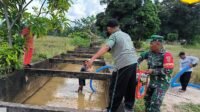 Babinsa Koramil 420-04 Sarolangun, Laksanakan Pendampingan Penyerahan Bantuan Pompa Air Dari Kementrian Pertanian