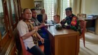 Babinsa Koramil 420/09 Bangko Komsos Dengan Aparat Kecamatan