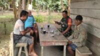 Babinsa Koramil 420-04/Sarolangun Silaturahmi ke Rumah Warga