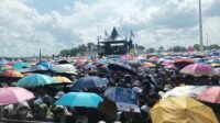 Puluhan Ribu Masyarakat se Provinsi Jambi Tumpah Ruah Hadiri Kampanye Akbar Haris  – Sani di Bungo
