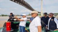Satgaswasgakkum Cek Kondisi Jembatan Gentala Arasy Pasca di Senggol Tongkang Batu Bara