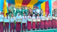 Komite dan Wali Murid SD N 002 Bangko Kompak Gelar Pelepasan Siswa