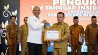 Gubernur Al Haris Terima Penghargaan Dari Kepala Badan Siber Negara RI