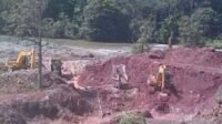 Membara!!Tiga Alat Berat Kades Talemtam Menggila Jarah Alam, Tambang Ilegal di Desa Air Liki