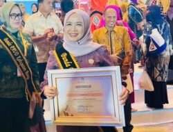 Hesti Haris Raih Penghargaan Nasional Sebagai Bunda PAUD Peduli