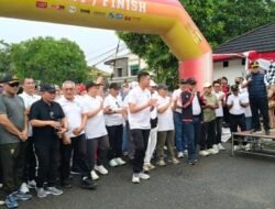 Semarak HUT Provinsi Jambi ke 69, Gubernur Al Haris Lepas Ribuan Peserta Jalan Santai