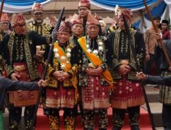 Gubernur Al Haris: Pemberian Gelar Adat Wujud Penghargaan dan Doa