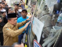 Gubernur Al Haris Lepas Ratusan Pemudik  Gratis Lebaran ke Kampung Halaman