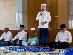 Rajut Silahturrahmi, Gubernur Al Haris Buka Puasa Bersama Masyarakat Sekitar Rumah Dinas