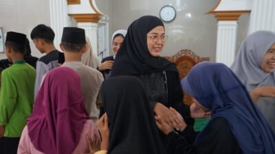 Tunaikan Amanah Bupati, Lavita Syukur Salurkan Santunan dan Takjil ke Ponpes dan Panti Asuhan