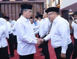 Lantik 12 Pejabat, Menaker: Jabatan Bukan Sekadar Posisi, Layanan Publik Harus Jadi Prioritas