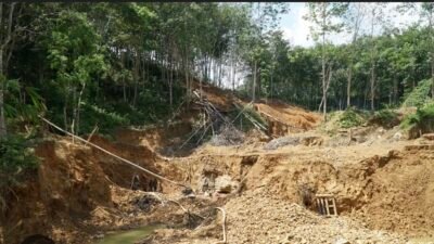 PETI Oh PETI, Guru SD Dan Guru Ponpes Jadikan Lahannya Tempat Aktivitas Tambang Ilegal