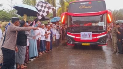388 Calon Jamaah Haji Asal Merangin Berangkat Menunaikan Rukun Islam ke Lima ke Tanah Suci Mekkah