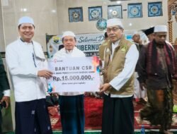 Safari Subuh di Masjid Hidayatullah, Al Haris Serahkan Santunan dan Bantuan untuk Masjid