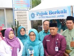 Rabu Berkah TP PKK Provinsi Jambi, Dinas Pendidikan Bagikan Sarapan Bergizi untuk Masyarakat