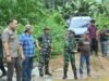 Bupati M. Syukur Tinjau Jalan Karya Bhakti TNI di Desa Tiangko