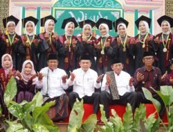 Gubernur Al Haris Doakan Santri Ponpes Al Anwar Jadi Generasi Berahklak Mulia dan Berprestasi