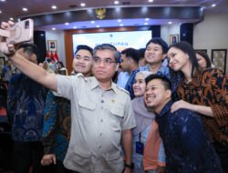 Tutup MagangHub Batch III, Menaker Ajak Peserta Ikuti Sertifikasi Kompetensi untuk Perkuat Daya Saing