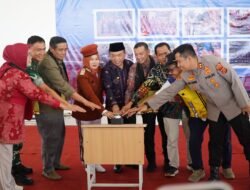 Buka MPLS SRT 1 Tanjabtim, Pesan Gubernur Al Haris: Tekun Belajar dan Terima Kasih ke Pemerintah Pusat