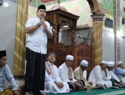 Bupati H M Syukur Subling di Masjid Baitul Ridwan