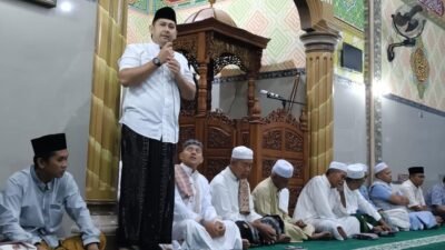Bupati H M Syukur Subling di Masjid Baitul Ridwan