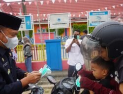 Kualitas Udara di Merangjn Memburuk, Wabup A. Khafidh Bagikan Masker