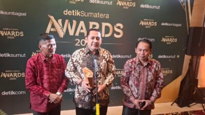 Stunting Turun Drastis, Bupati M Syukur Raih Penghargaan detikSumatera Awards 2026