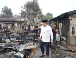 Gubernur Al Haris Tinjau Kebakaran di Kelurahan Cempaka Putih, Lansung Salurkan Bantuan