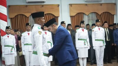 Bupati M. Syukur Kukuhkan 31 Anggota Paskibraka, Ini Nama dan Asal Sekolahnya