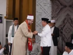 Pringati Maulid Nabi, Gubernur Al Haris: Kekuasaan Milik Allah, Mari Perbanyak Shalawat