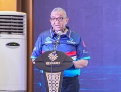 Wamenaker Tekankan Peningkatan Kompetensi Hadapi Perkembangan Teknologi