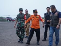 Gubernur Al Haris Bersama Danrem 042/Gapu Patroli Udara Tinjau Karhutla di Tanjab Timur