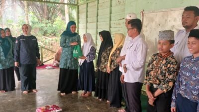 TP PKK dan BAZNAS Merangin Salurkan Sembako serta Layanan Kesehatan Gratis untuk Lansia dan Dhuafa