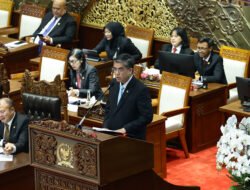 Menaker Ungkap Poin Penting UU Pelindungan Ketenagakerjaan yang Wajib Diketahui Pekerja
