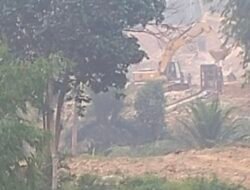 Warga Sebut Ada Alat Excavator Tambang Emas Ilegal Oknum TNI Berisial D Beroperasi di Desa Salambuku